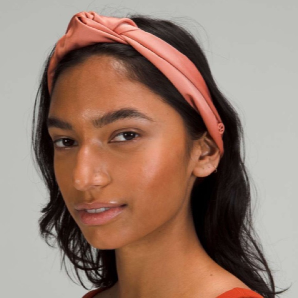 Lululemon Knot Stopping Satin Headband